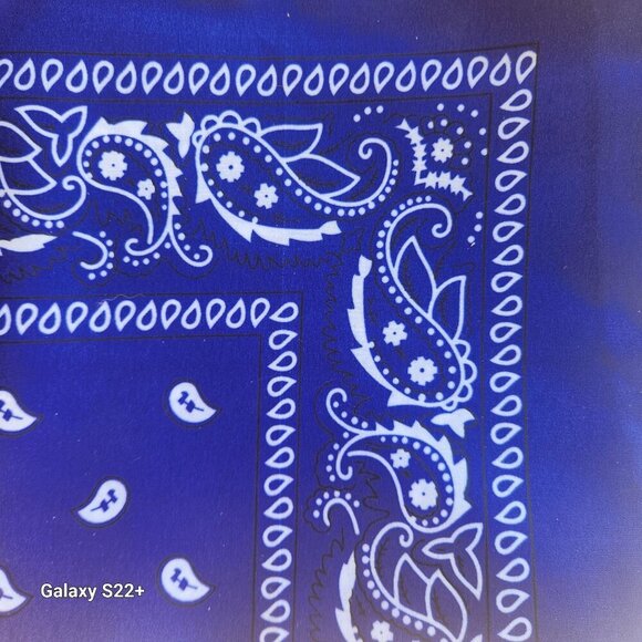 Red White Blue Colorful Bandanas 21x21 Inch Square Western Style Set of 3 - Picture 7 of 13